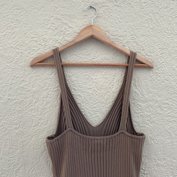 H&M tan knit tank dress with back slit NWOT, - Picture 4 of 11
